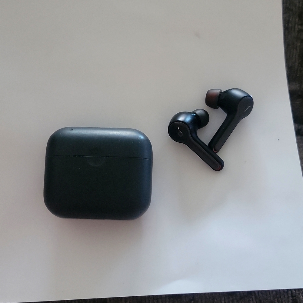 Anker Sound core Liberty air ear buds